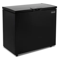 NEW AIR 6.7 Cu Ft. Compact Chest Freezer